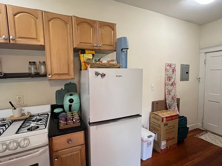 65 Burbank St #24 — Photo 4
