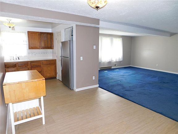2nd image of 24 Aconbury Dr