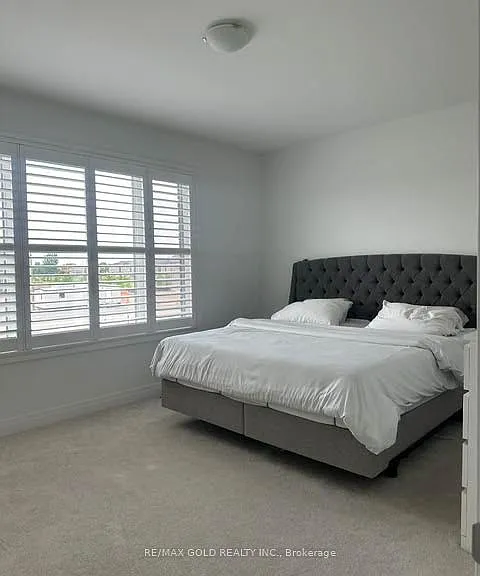 1583 Severn Dr — Photo 16