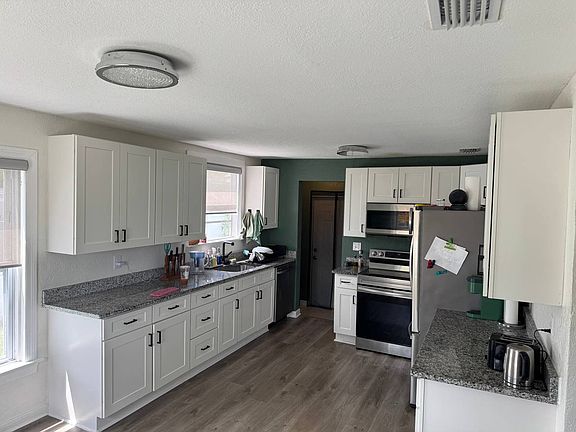 2nd image of 4949 6th Ave S #1
