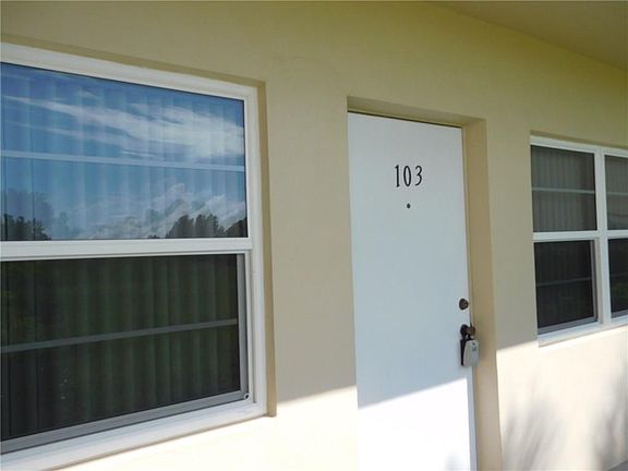 3rd image of 64 Woodland Dr