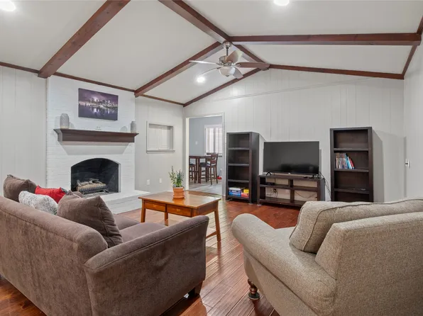 1506 Lexington Dr, Garland, TX 75041