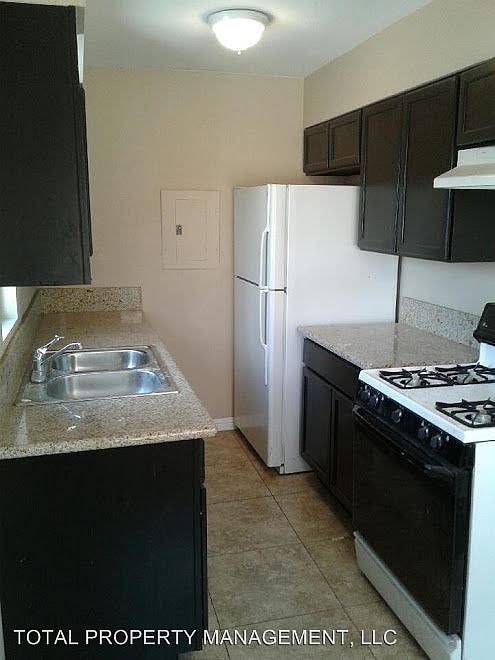 1st image of 217 W New York Ave APT 10