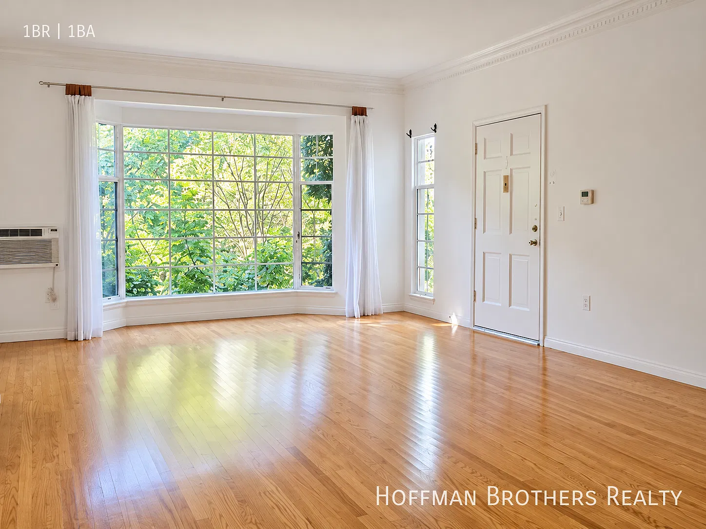 1445 N Hayworth Ave — Photo 1