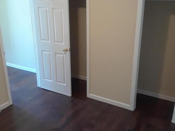 5th image of 318 Hollenbeck Ave APT 2