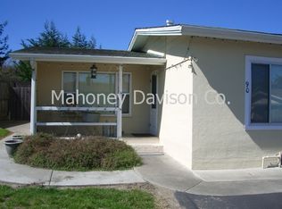 90 Eucalyptus Rd, Petaluma, CA 94952
