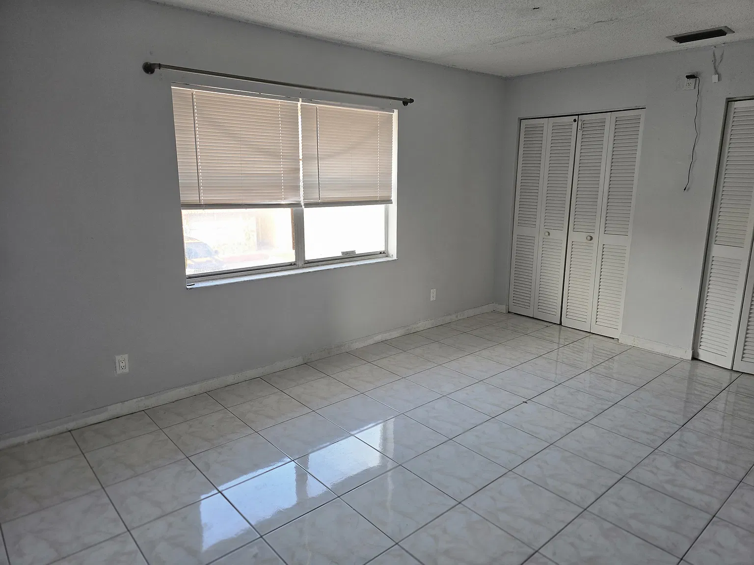 2 bed, 1.5 bath, 1400 sqft, $2,295 — Photo 4
