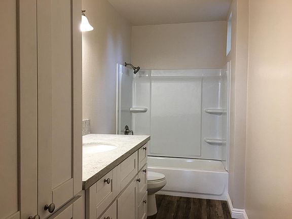 New bath with quartz counter