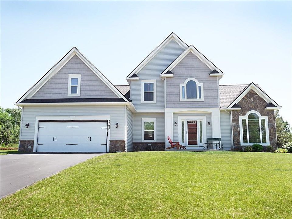 1st image of 1795 Estate Dr