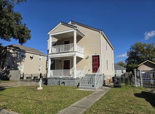 3875 Pauger St, New Orleans, LA 70122