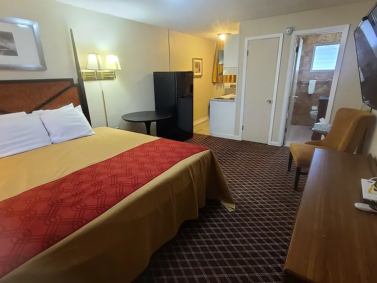 Presque Isle Extended Stay Suites — Photo 32