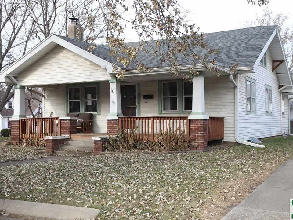 1st image of 101 32nd St
