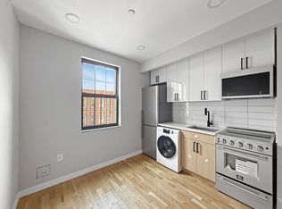 1000 Findlay Ave #302, Bronx, NY 10456