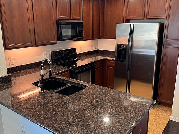 4th image of 1374 S Sabino Dr