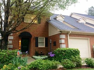 3058 Old Stone Dr, Birmingham, AL 35242