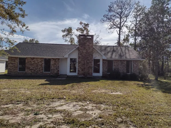 1174 Cheyenne Dr, Lake Charles, LA 70611