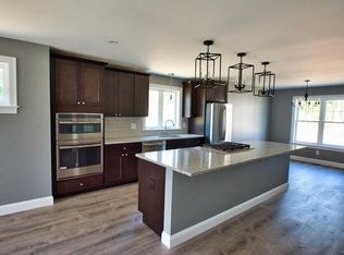 335 Carver Rd #10, Plymouth, MA 02360