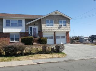 34 Fort Slocum Rd, New Rochelle, NY 10805