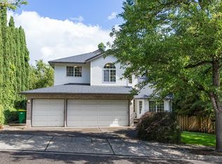 15825 SW Flagstone Dr, Beaverton, OR 97007