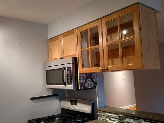 5th image of 2424 W Estes Ave APT 3F