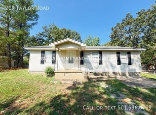 219 Taylor Rd, Jacksonville, AR 72076