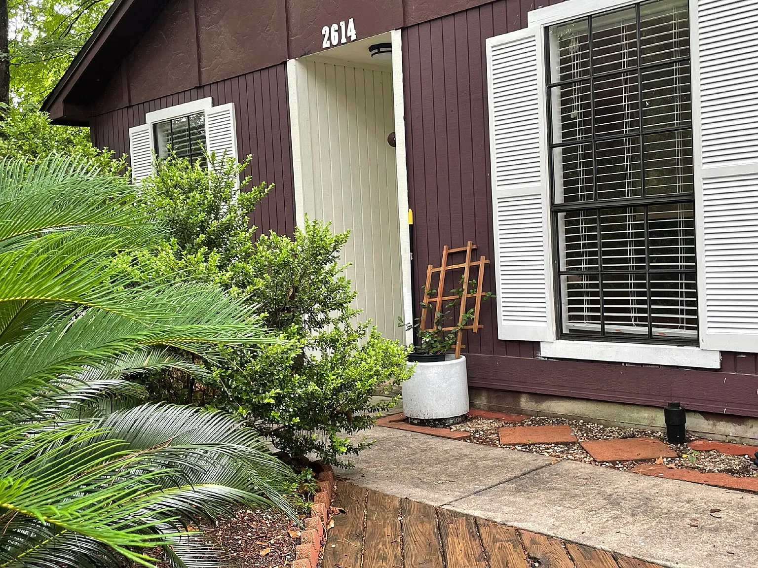 3 bed, 1.5 bath, 1038 sqft, $1,695 — Photo 4