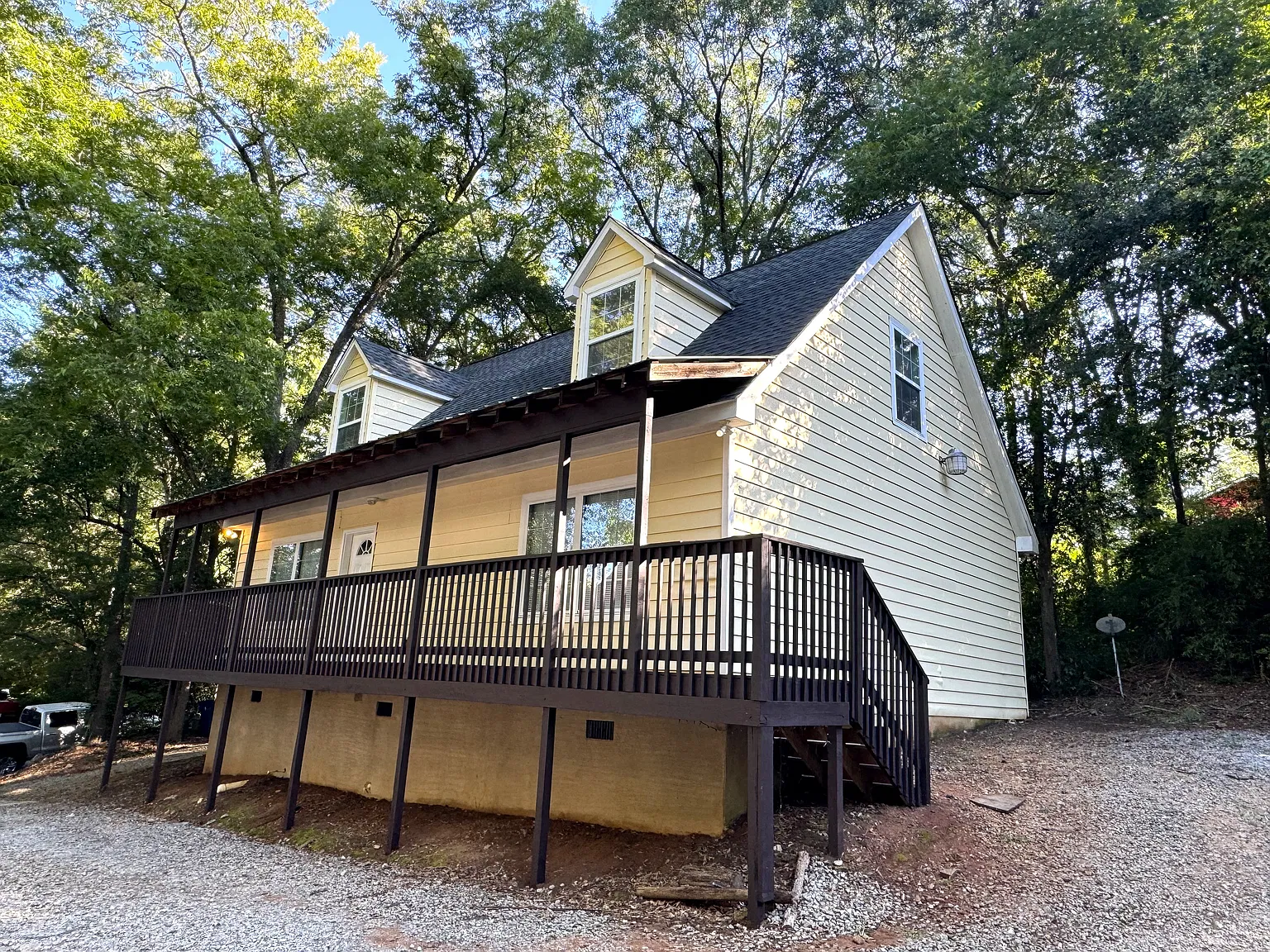 4 bed, 1862 sqft, $2,700 — Photo 3