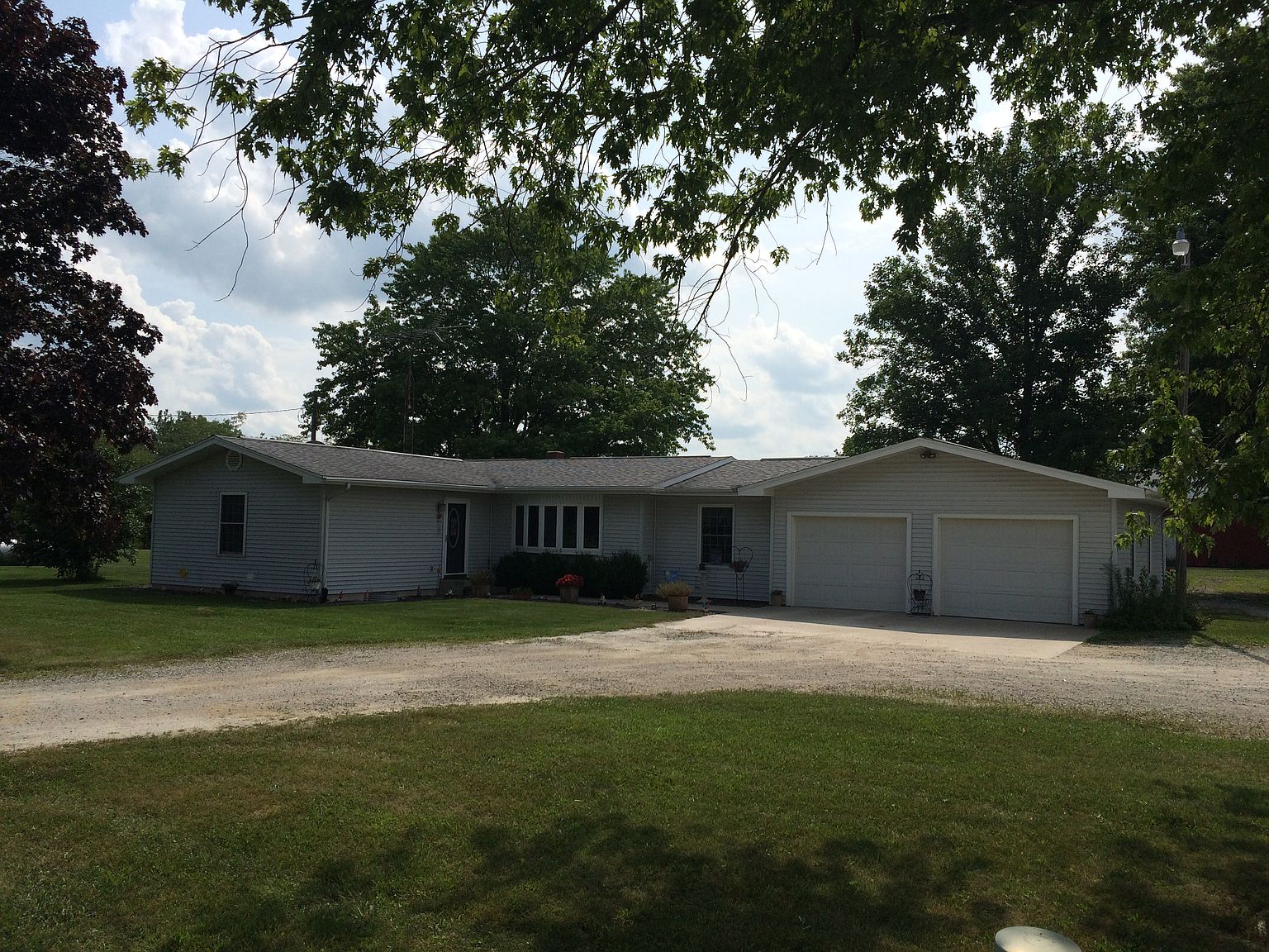 17585 Ncr 2700e Oakland Il 61943 Zillow