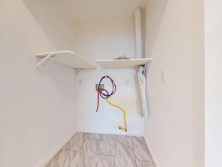 1025 W 46th St #1025 — Photo 9