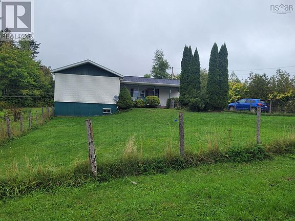 2nd image of 863 Addington Forks Rd
