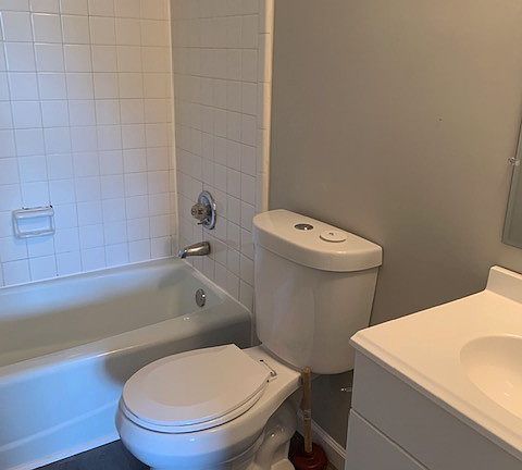 2nd image of 8426 Tidewater Dr Unit 14