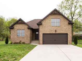 213 Deerfield Dr, Springfield, TN 37172