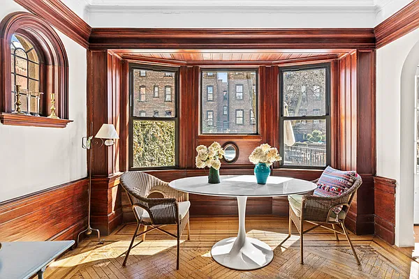 Sold by Compass | media 4