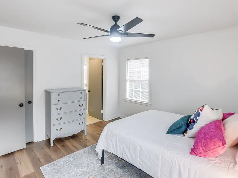 23 Berkley Pl #2 — Photo 8