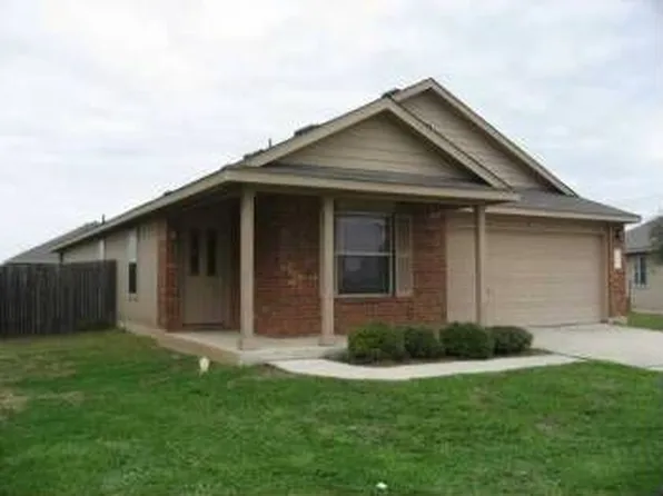 104 Creek Ledge Dr, Hutto, TX 78634