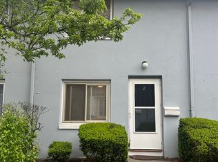 994 Washington St APT 2, Weymouth, MA 02189