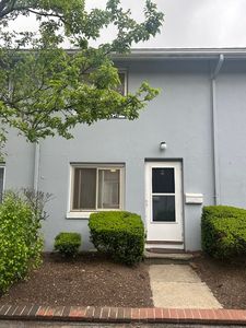 994 Washington St APT 2, Weymouth, MA, 02189