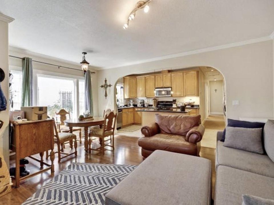 1st image of 711 Pershing Ave #713