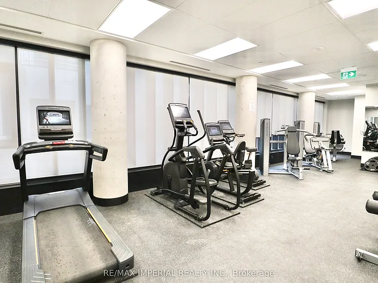 5858 Yonge St #712 — Photo 13