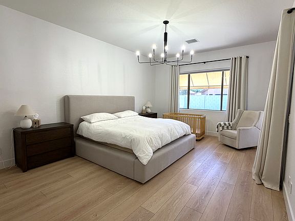 5th image of 6963 W Briles Rd