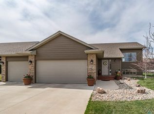 5209 S Solono Ave, Sioux Falls, SD 57108