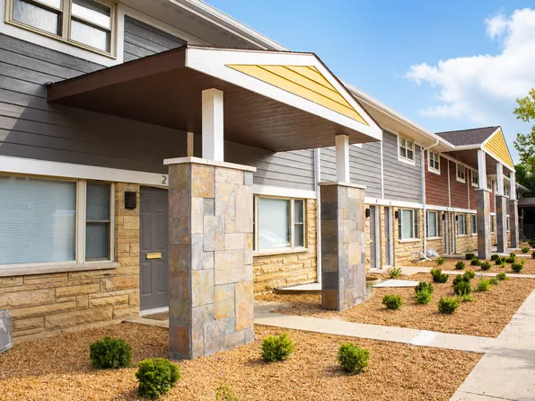 Ananda, 1008 N Salisbury St #F72ce89bf, West Lafayette, IN 47906