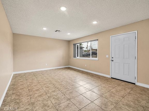 4th image of 5415 Cahuilla Ave