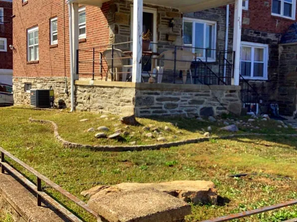 238 Barclay Rd, Upper Darby, PA 19082