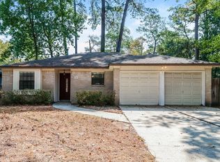 84 Fallshire Dr, The Woodlands, TX 77381