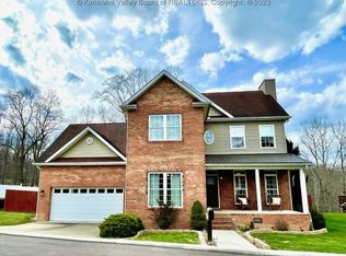 150 Mountain Meadows Rd, Chapmanville, WV 25508