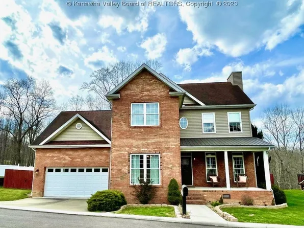 150 Mountain Meadows Rd, Chapmanville, WV 25508