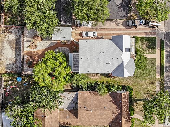 5th image of 1423 S Park St