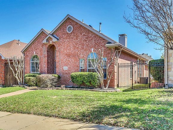 3rd image of 8016 Springmoss Dr