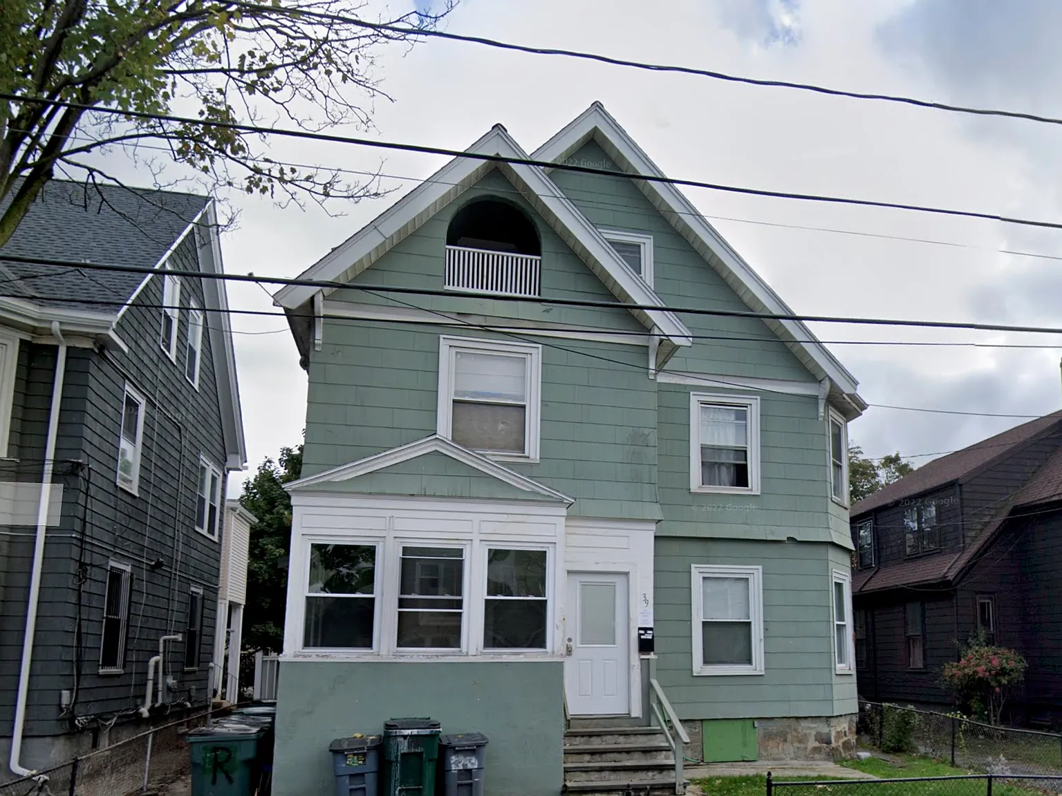 9 bed, 3000 sqft, $13,500 — Photo 3